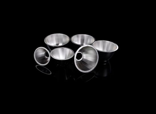 উচ্চ দক্ষতা 98% ইউভি প্রতিরোধী সামঞ্জস্যযোগ্য এলইডি লাইট রিফ্লেক্টর দোকান এবং হোটেলের জন্য সিওবি রিফ্লেক্টর